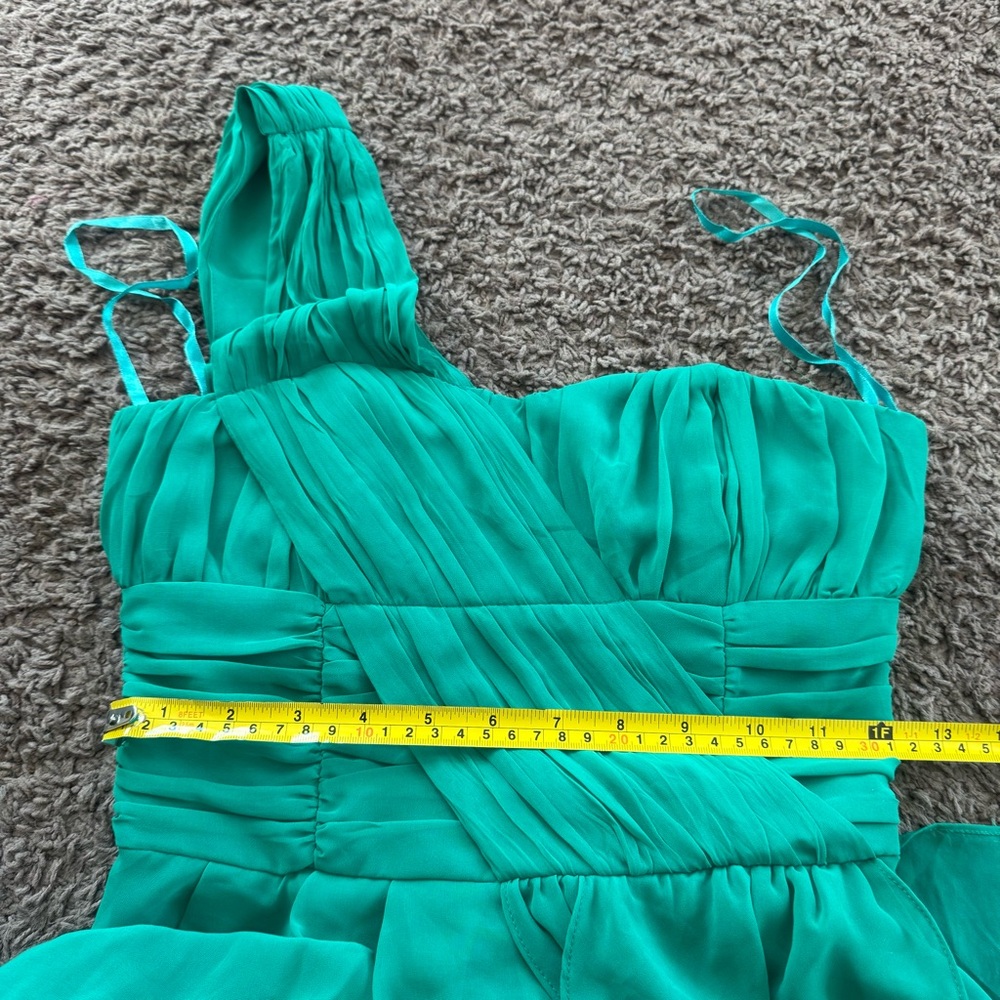 H&M One-Shoulder DRESS Green Pleated Chiffon Asymmetrical Hem Bridesmaid 4 - Picture 10 of 11